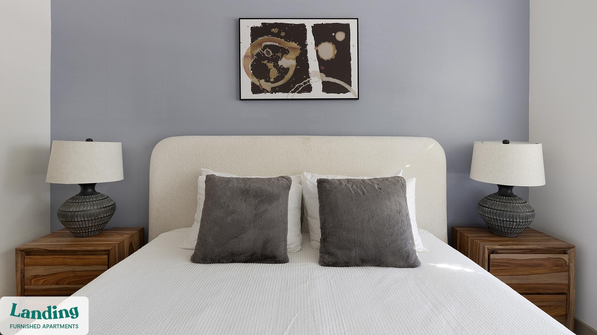 Building Photo - 5005 Galleria Dr