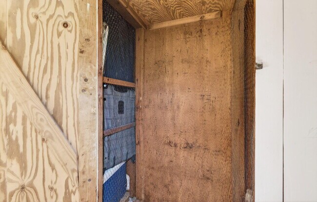 Building Photo - 500 SW 2nd Ave