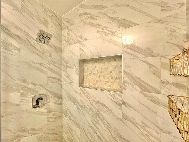 Building Photo - 2323 Bering Dr