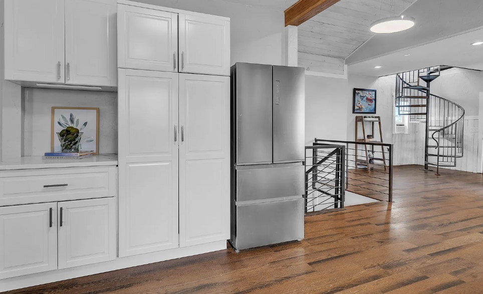 Kitchen Appliance 2024 - 1036 Lincoln Ave