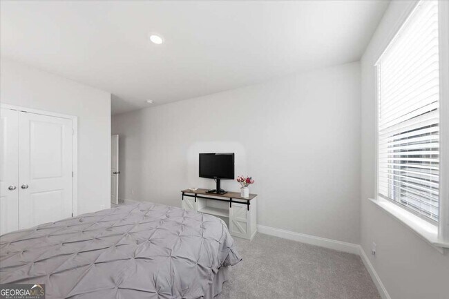 Building Photo - 3939 Alderstone Dr