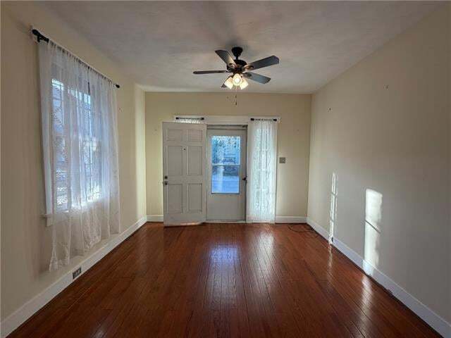 Building Photo - 628 N Olympia St