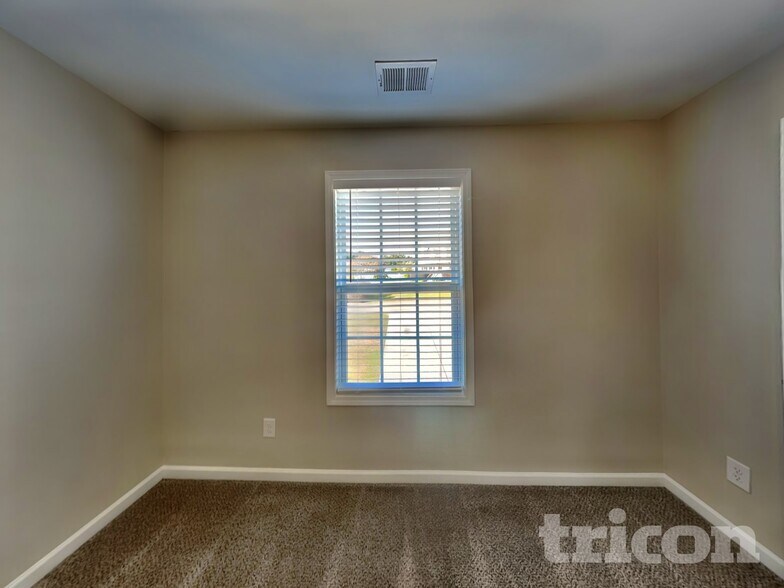 Building Photo - 117 Grizzly Trail