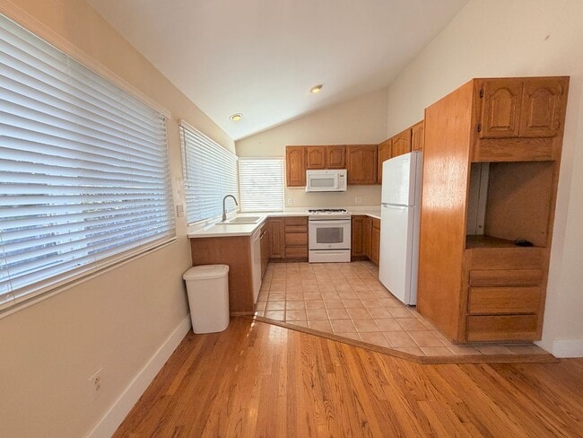 Building Photo - Eastside Single-Story Home with Updates & Private Yard