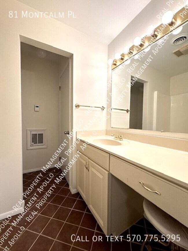 Building Photo - 81 Montcalm Pl