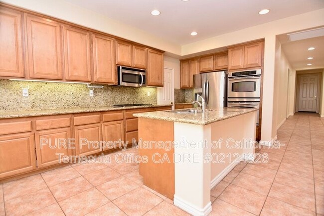 Building Photo - 28855 Chatham Ln