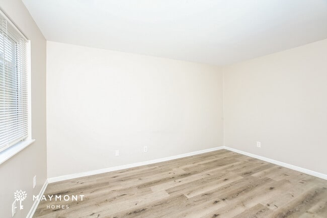 Building Photo - 181 Southridge Ln