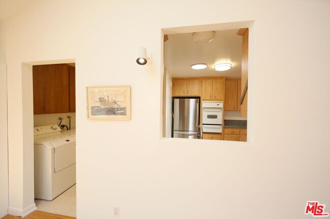 Building Photo - 7309 Asman Ave