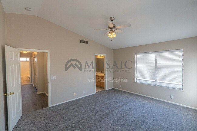 Building Photo - 9304 E Monte Ave