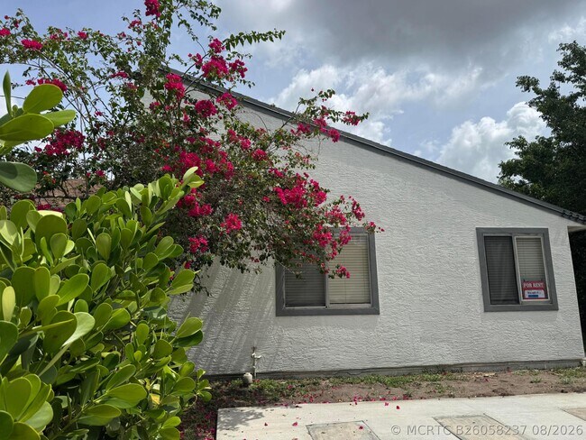 Building Photo - 5335 NW 5th St