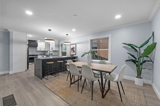 Building Photo - 2583 Wexford Rd