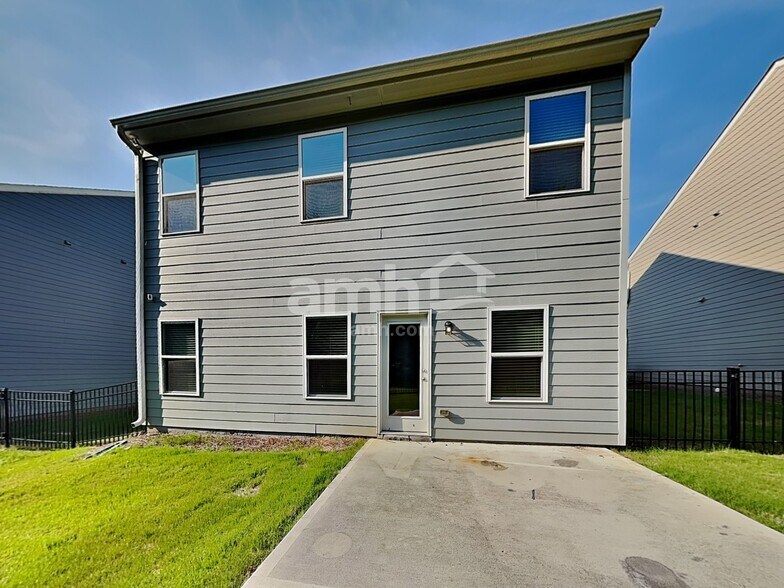 Building Photo - 597 Woodall Rd