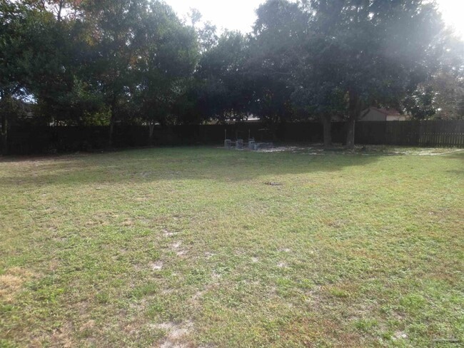 Building Photo - 1330 El Sereno Pl
