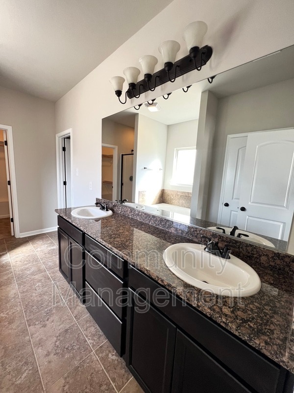 Building Photo - 26462 Evangeline Trace Blvd