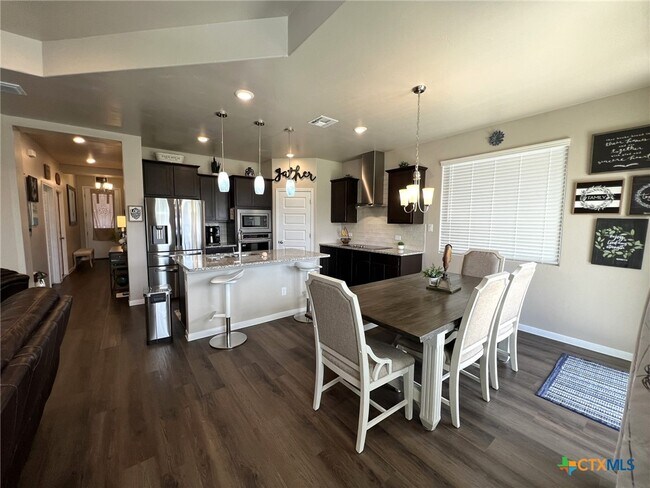 Building Photo - 3512 Donald Dr