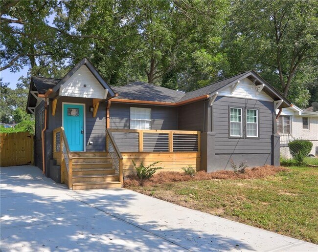 Primary Photo - 25 Mildred Pl NW