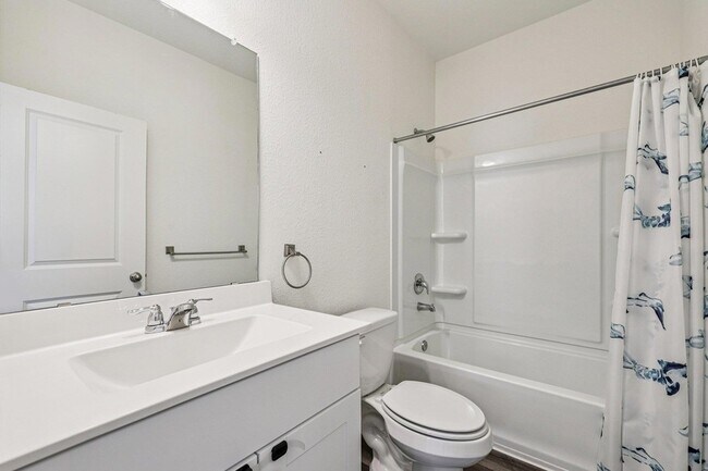 Building Photo - 191 Light Timber Rd