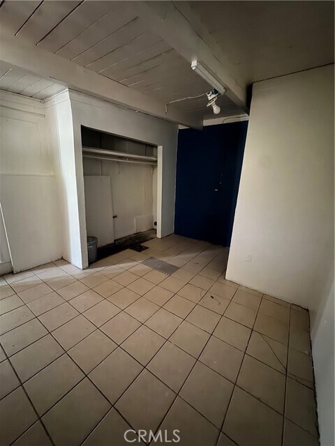 Building Photo - 3533 W 116th St