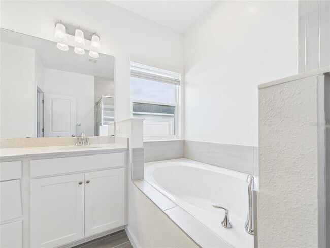 Building Photo - 9037 SW 58th Cir