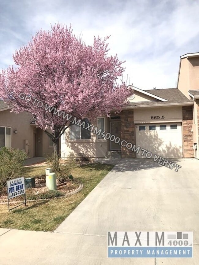 Building Photo - 565 1/2 GARDEN GROVE COURT - 2BED/2BATH