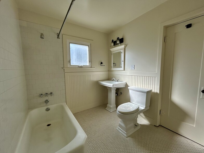 Bathroom - 3442 1st St