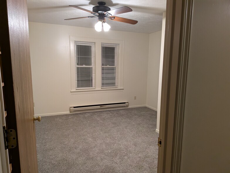 Building Photo - 123 S Union St