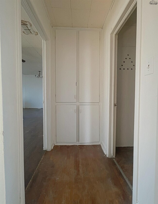 Building Photo - 703 Williams Ave