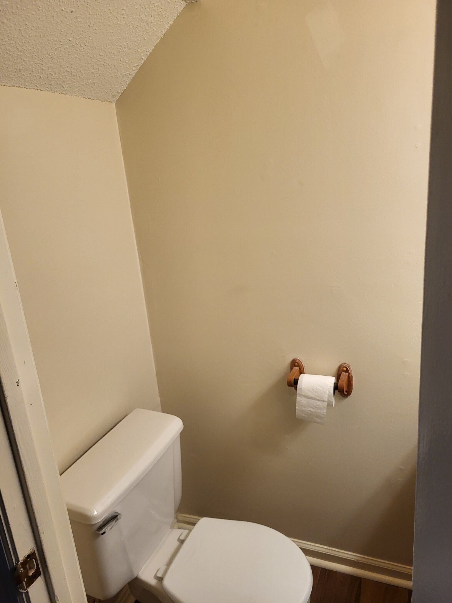 Building Photo - 1860 Lowe St