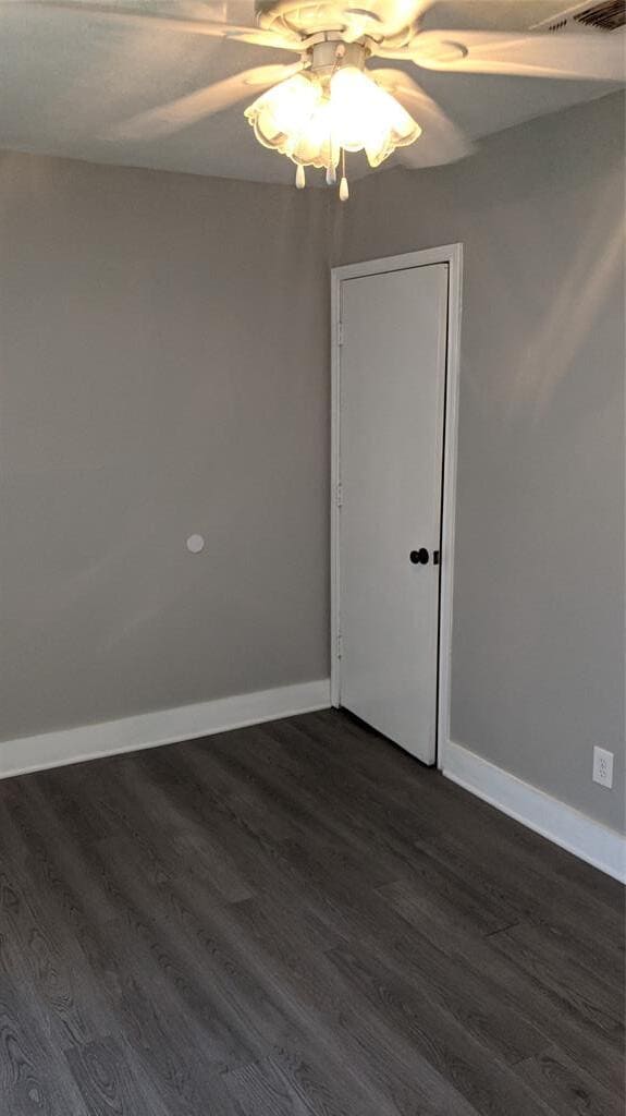 Building Photo - 204 3rd St