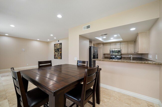 Building Photo - 55559 Winged Foot