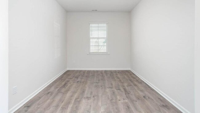 Building Photo - 7424 Buckpasser Dr