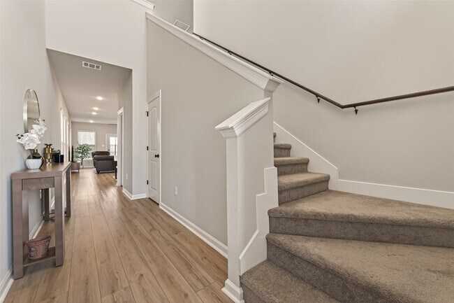 Building Photo - 1010 Gentle Nook Dr