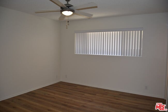 Building Photo - 4241 La Salle Ave