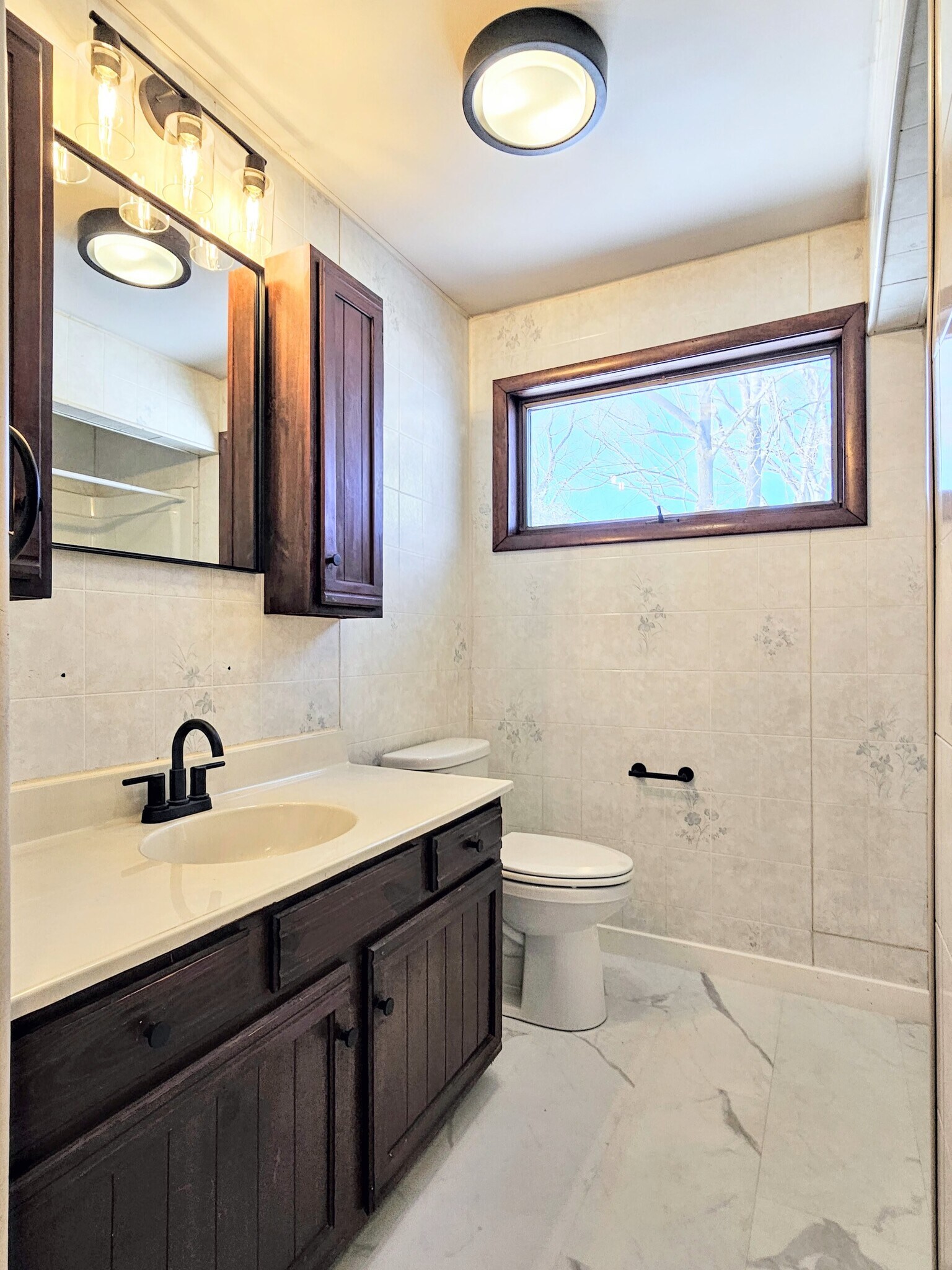 Building Photo - 800 Galen Hall Rd