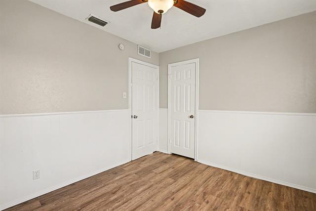 Building Photo - 3720 Stanley Ave