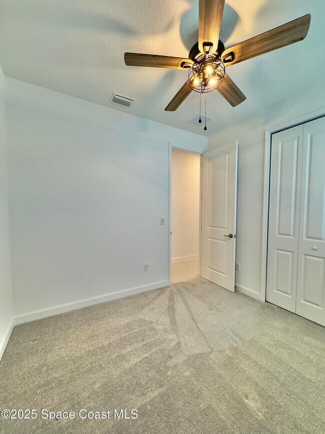 Building Photo - 687 Veridian Cir NW