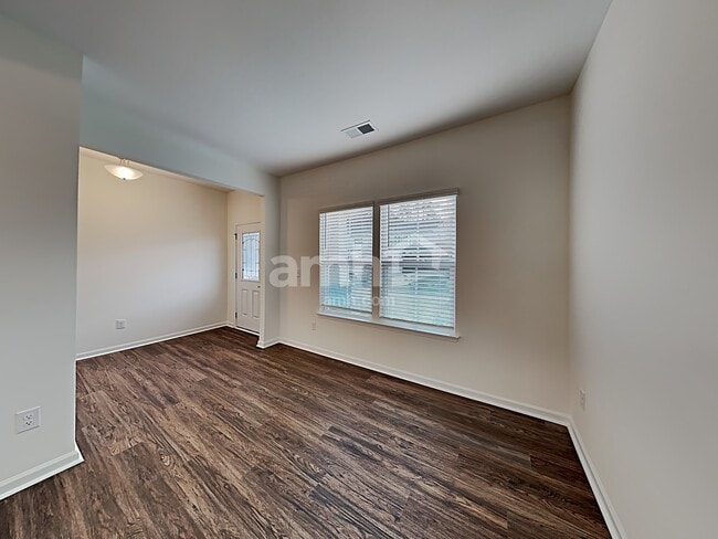 Building Photo - 5029 Twin River Dr