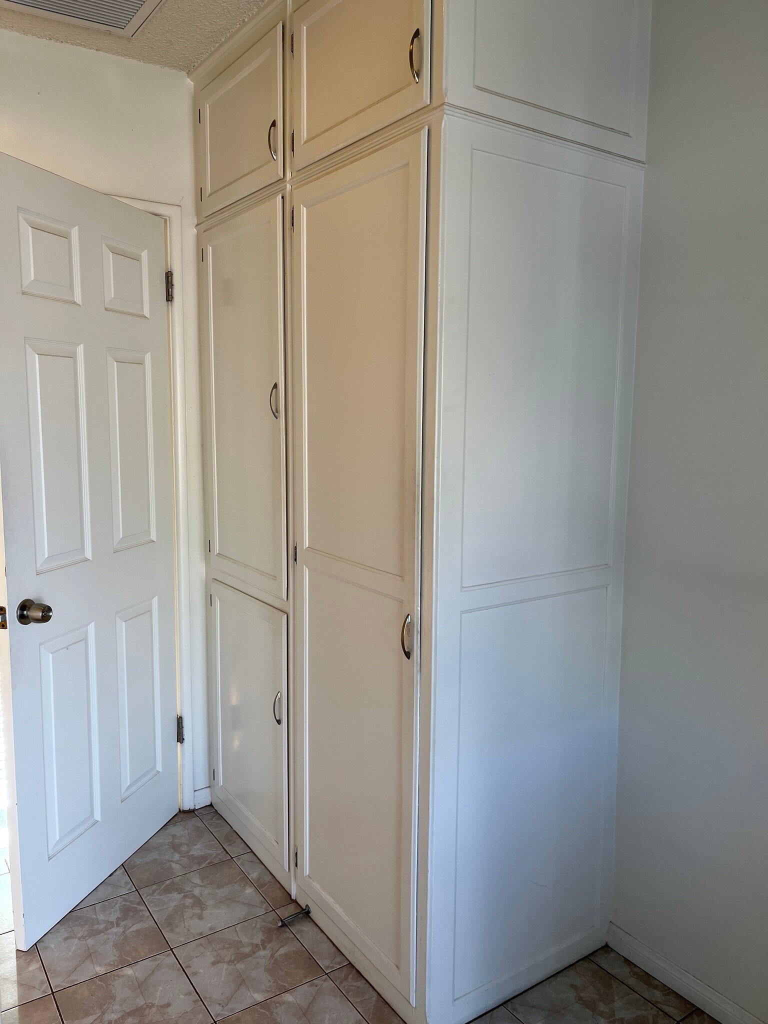 Hallway closets - 4074 Rosabell St