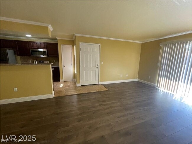 Building Photo - 1150 N Buffalo Dr