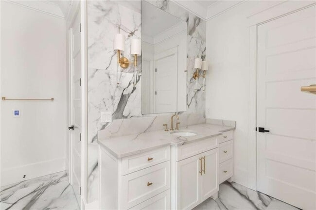 Building Photo - 402 Timberview Trail