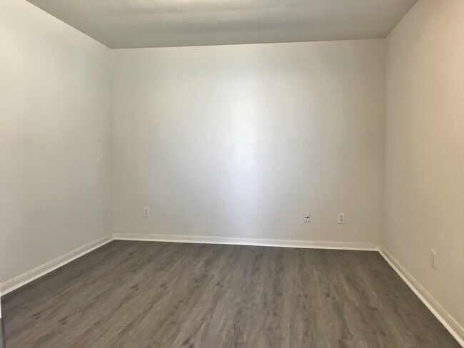 Building Photo - 28831 Frio River Loop