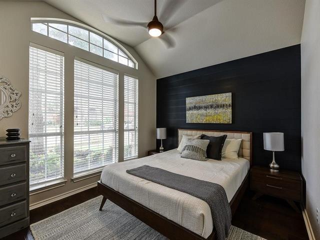 Building Photo - 3621 Granbury Dr