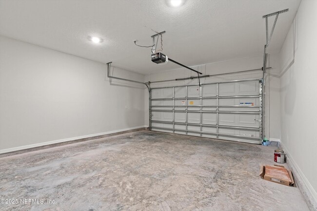 Building Photo - 295 Cherry Elm Dr