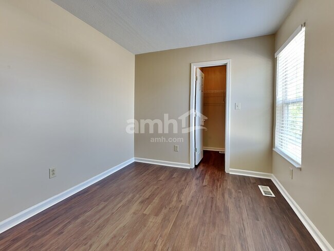 Building Photo - 6880 N Abilene Way
