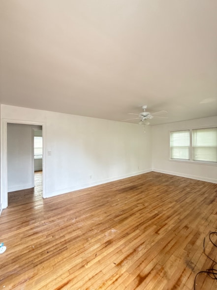 Building Photo - 51 Carey St