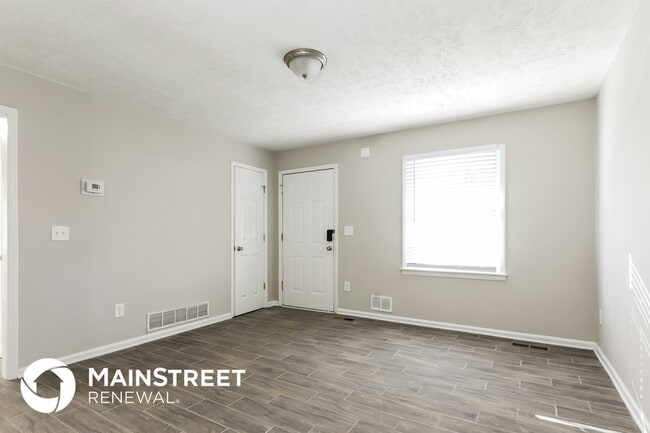 Building Photo - 109 Woodhaven Dr