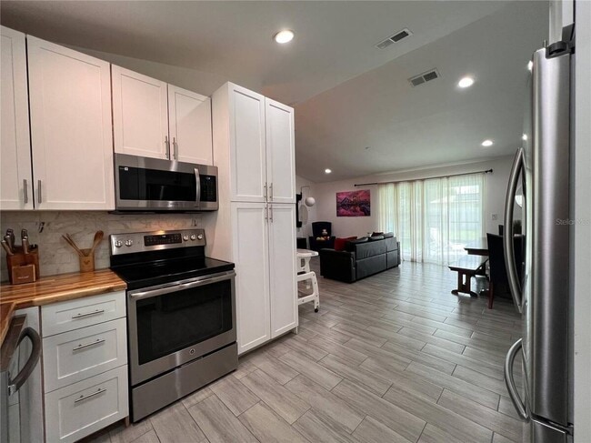 Building Photo - 638 Baldwin Dr