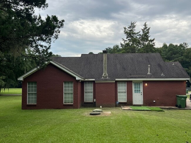Building Photo - Home for Rent in Montgomery