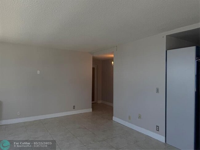 Building Photo - 345 N Fort Lauderdale Beach Blvd