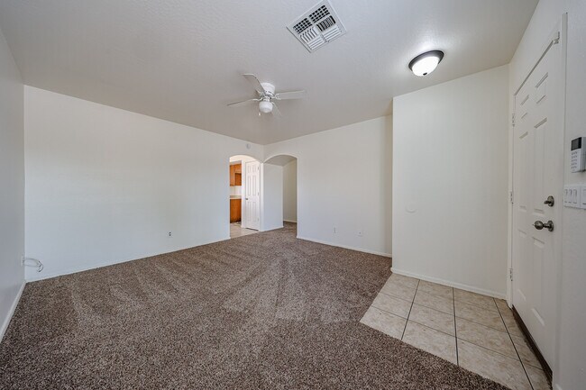 Building Photo - 11498 W Shaw Butte Dr